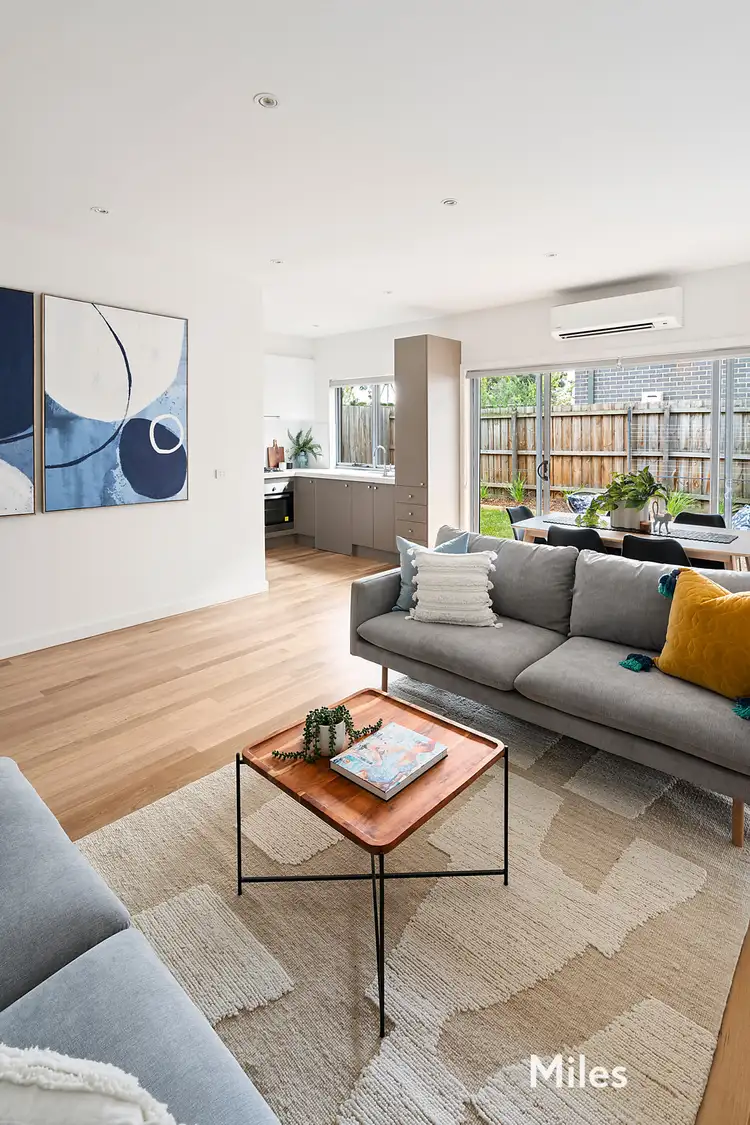 Fifth view of Homely townhouse listing, 27 Dalveen Road, Ivanhoe VIC 3079
