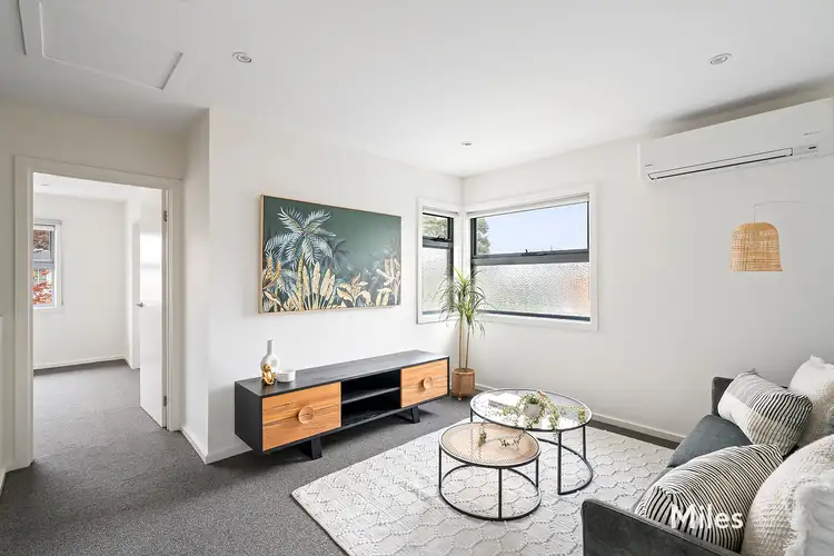 Sixth view of Homely townhouse listing, 27 Dalveen Road, Ivanhoe VIC 3079