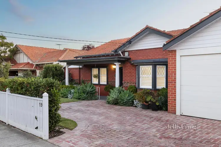 Second view of Homely house listing, 19 Whitmuir Road, Bentleigh VIC 3204
