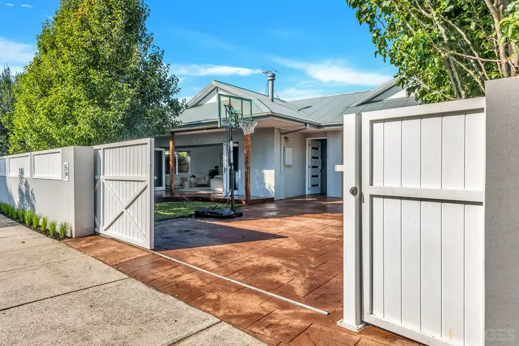 24 Carinya Avenue, Aspendale VIC 3195