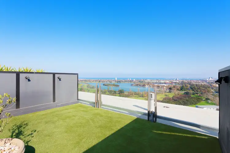 1510/1 Queens Road, Melbourne VIC 3000