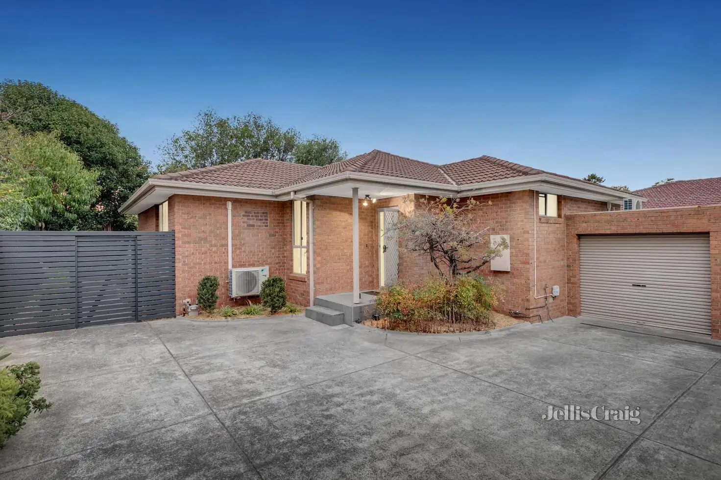 Main view of Homely townhouse listing, 2/32 Anthony Street, Ormond VIC 3204
