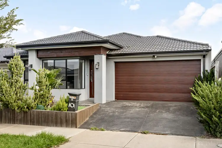 9 Birdsong Avenue