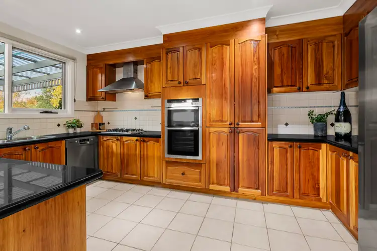 Fifth view of Homely house listing, 6 Hathaway Close, Templestowe VIC 3106