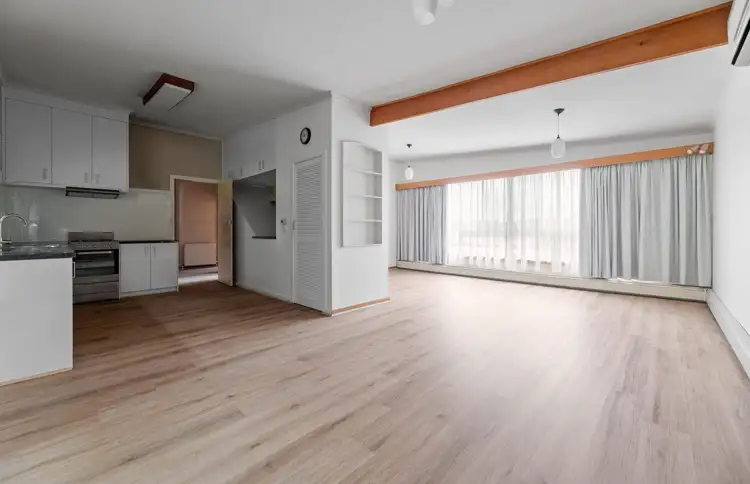 Main view of Homely house listing, 5 Fairview Road, Mount Waverley VIC 3149