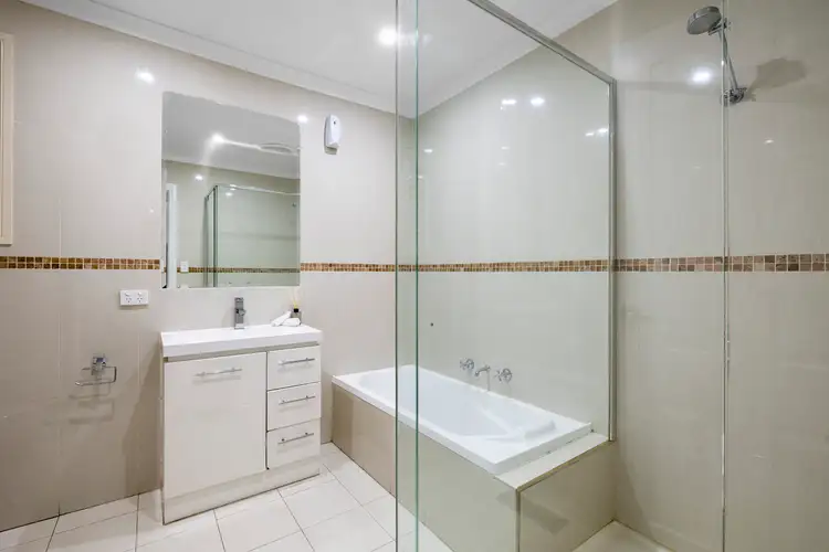 Sixth view of Homely house listing, 1 Lynette Court, Mulgrave VIC 3170