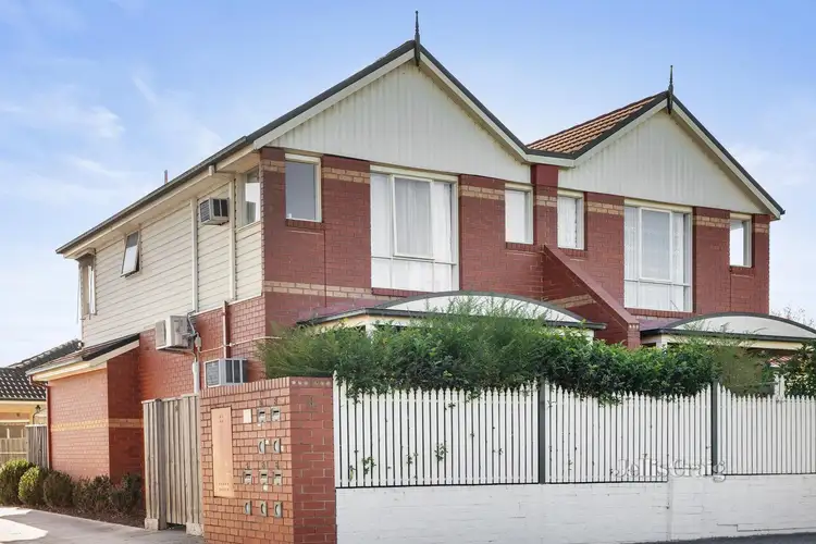 2/56 Coorigil Road, Carnegie VIC 3163