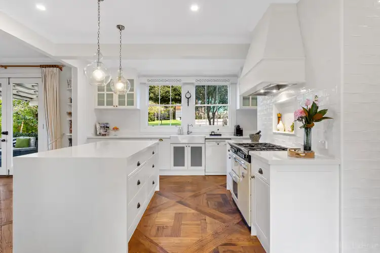 Fourth view of Homely house listing, 8 Parkland Close, Frankston South VIC 3199