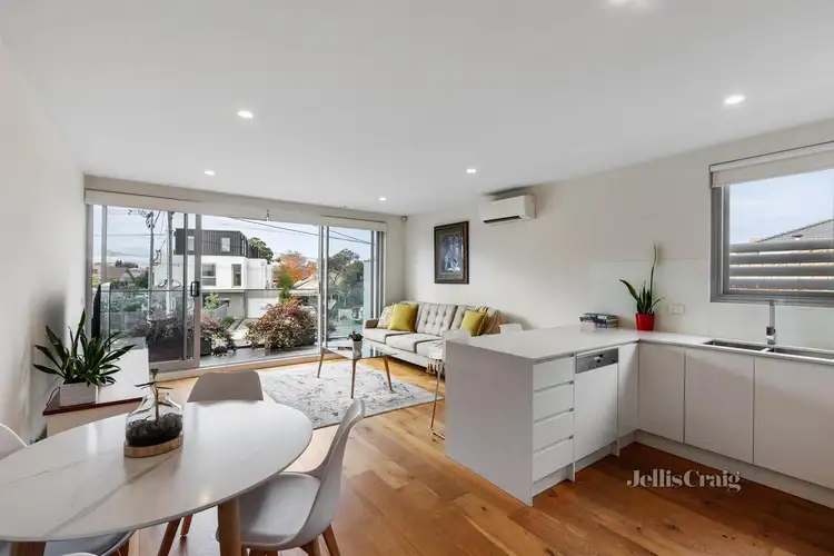 101/86 Truganini Road, Carnegie VIC 3163
