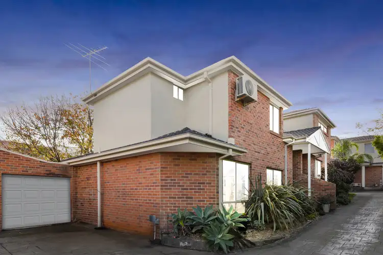 Second view of Homely townhouse listing, 2/9 Timmings Street, Chadstone VIC 3148