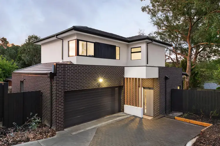 2/10 Turner Street, Briar Hill VIC 3088