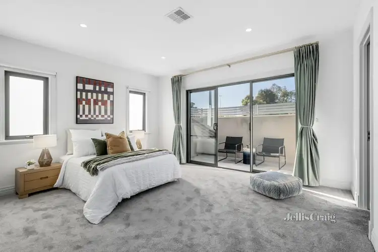 Sixth view of Homely townhouse listing, 2B Osborne Avenue, Bentleigh VIC 3204