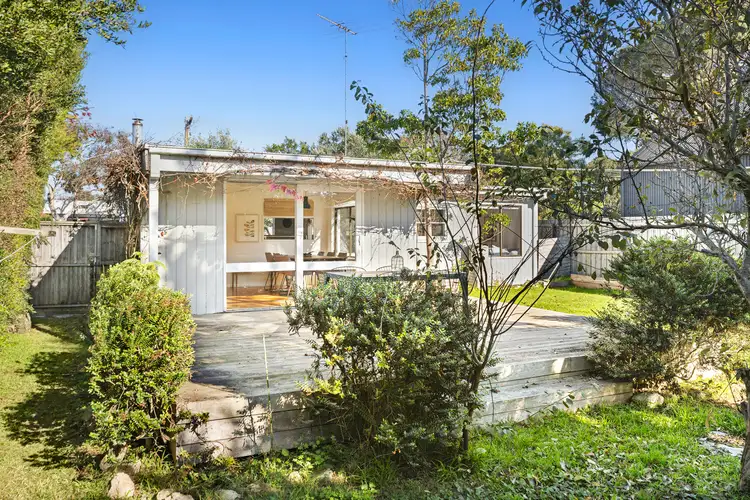 1/4 Saratoga Avenue, Barwon Heads VIC 3227