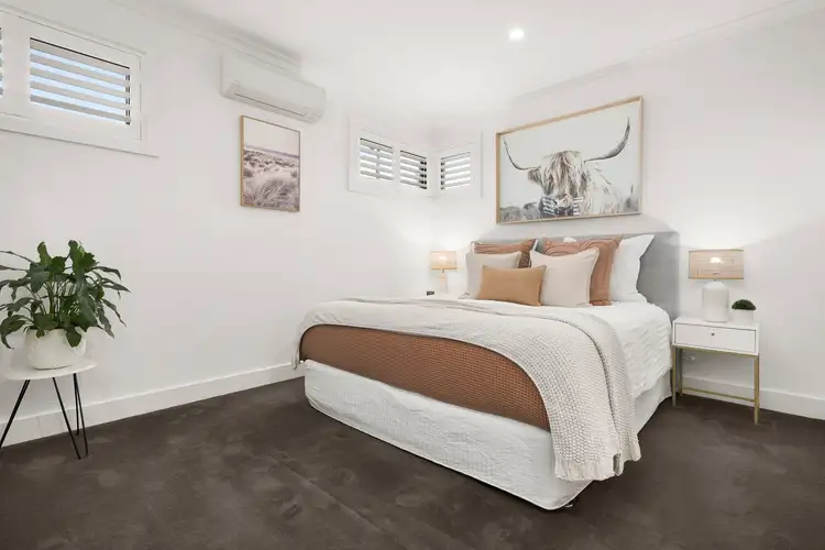 Fifth view of Homely townhouse listing, 2/576 Huntingdale Road, Mount Waverley VIC 3149