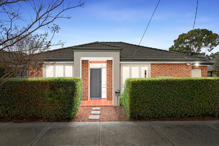 2/18 Moorong Street, Chadstone VIC 3148