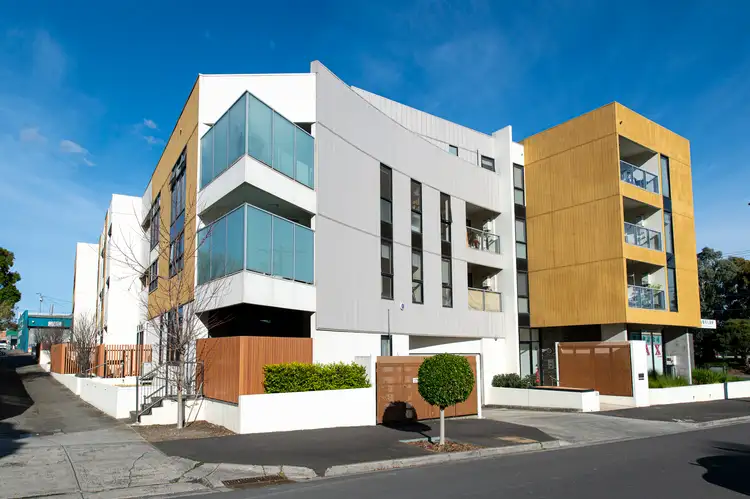 104/300 Middleborough Road, Blackburn VIC 3130