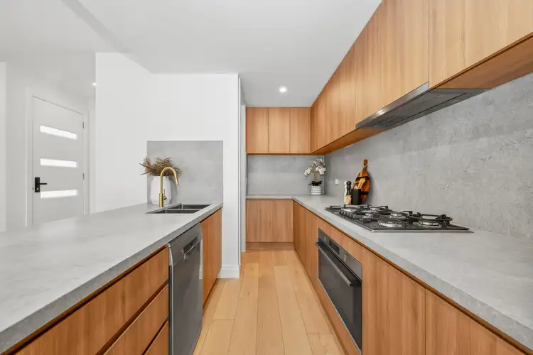 Fourth view of Homely townhouse listing, 4/37 Ashburn Grove, Ashburton VIC 3147