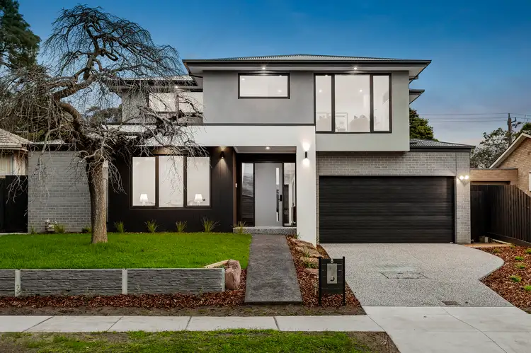 8 Hakeville Avenue, Nunawading VIC 3131