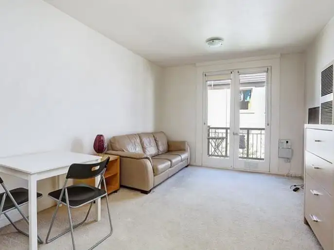 13/202 The Avenue, Parkville VIC 3052