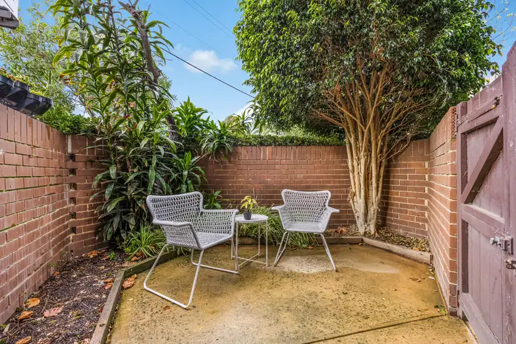 Main view of Homely apartment listing, 2/103 Liardet Street, Port Melbourne VIC 3207