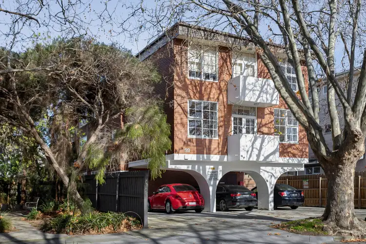 Main view of Homely apartment listing, 10/33 Charnwood Road, St Kilda VIC 3182