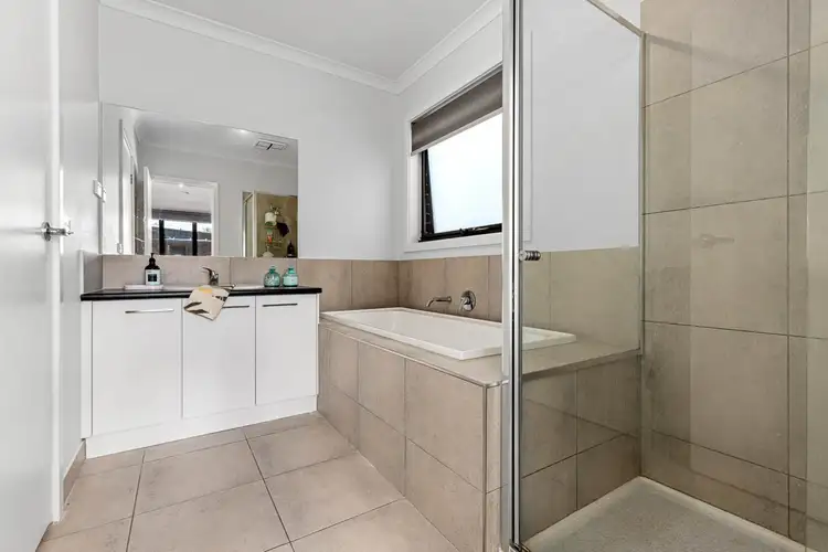 Fifth view of Homely townhouse listing, 2/112A Yarrowee Parade, Redan VIC 3350