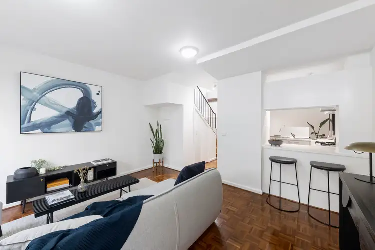 2/14-22 Waterloo Street, Carlton VIC 3053