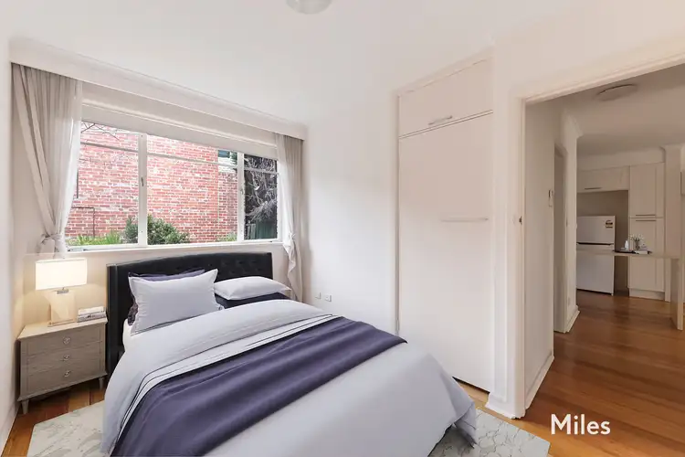 Fifth view of Homely apartment listing, 2/105 Locksley Road, Ivanhoe VIC 3079
