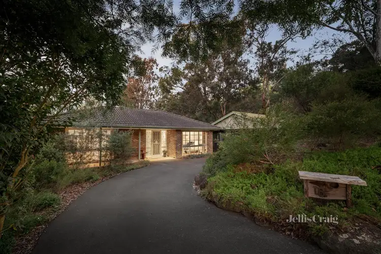 16 Enfield Street, Eltham VIC 3095