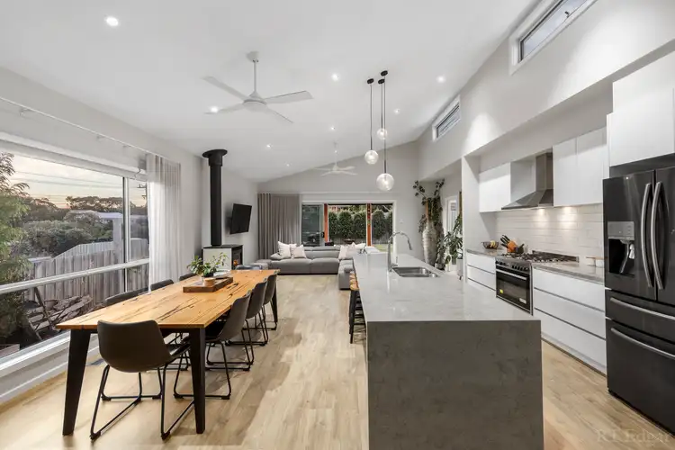 2 Saltaire Court, Ocean Grove VIC 3226