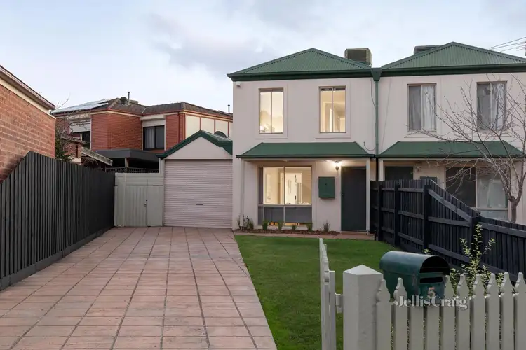 Main view of Homely house listing, 5 Benjamin Close, Bundoora VIC 3083