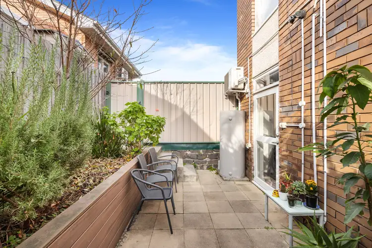 2/39-41 Murray Street, Brunswick West VIC 3055