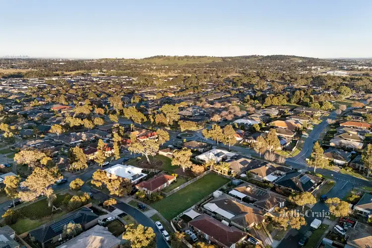 Fifth view of Homely house listing, 3 Birdwood Court, Doreen VIC 3754