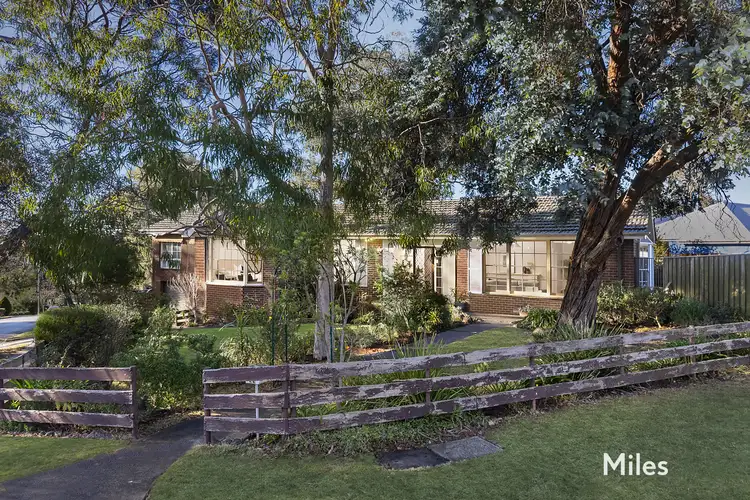 22 Leach Street, Briar Hill VIC 3088