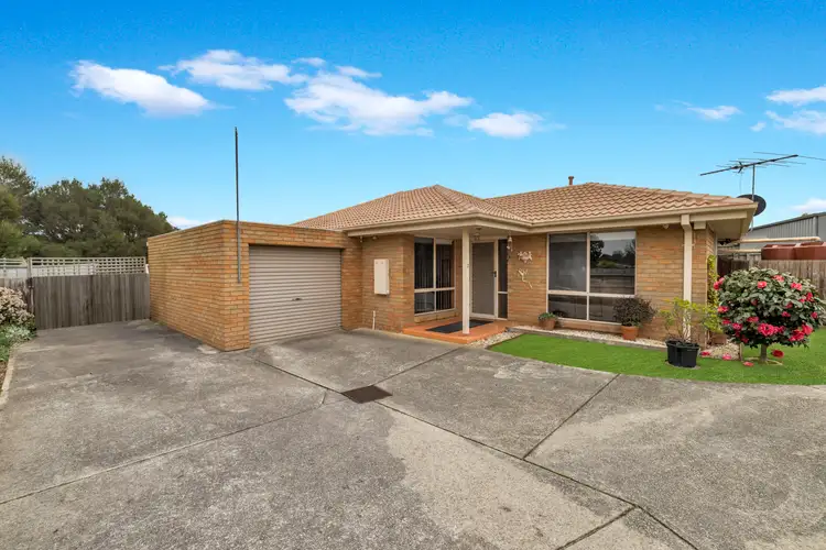 Main view of Homely unit listing, 2/3 Albyn Close, Pakenham VIC 3810