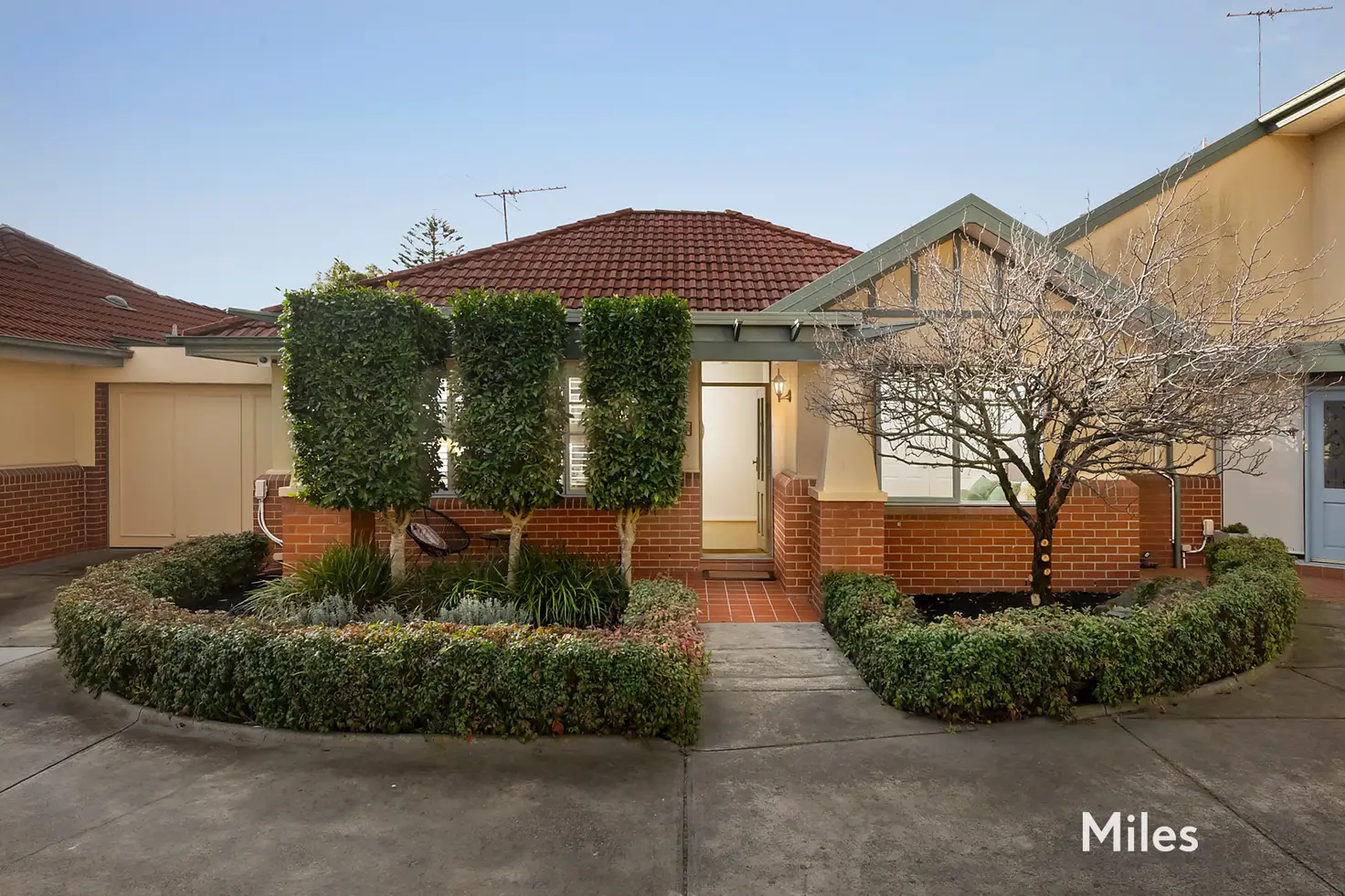 Main view of Homely unit listing, 2/287-289 Gillies Street, Fairfield VIC 3078