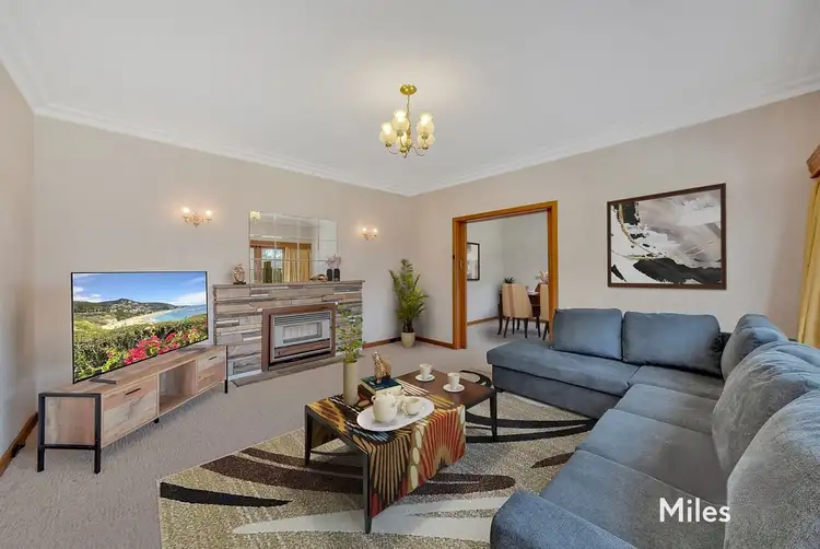Second view of Homely house listing, 133 Grandview Grove, Rosanna VIC 3084