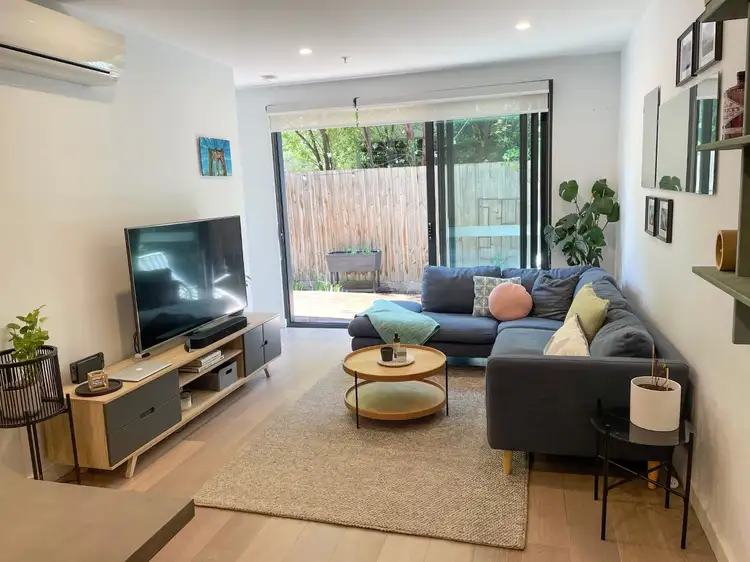 Third view of Homely apartment listing, 2/147 Neerim Road, Glen Huntly VIC 3163