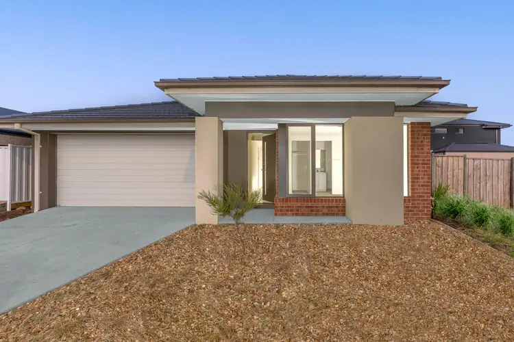 72 Presentation Boulevard, Winter Valley VIC 3358