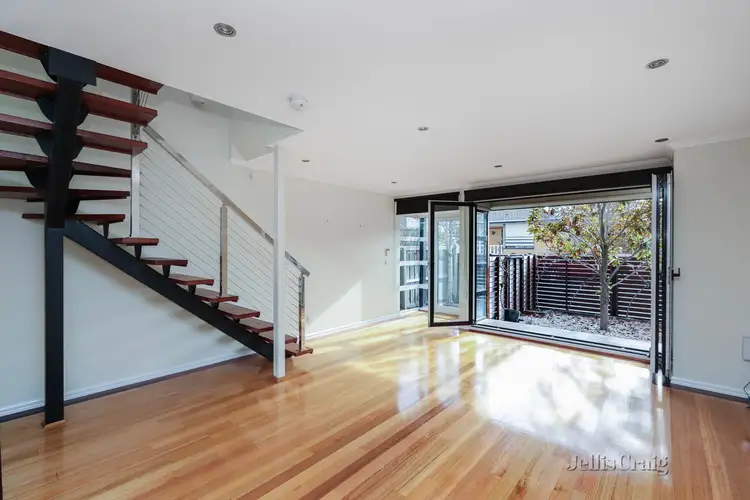 13 Canterbury Street