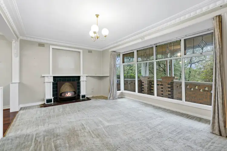 Fourth view of Homely house listing, 4 Warren Court, Mount Waverley VIC 3149