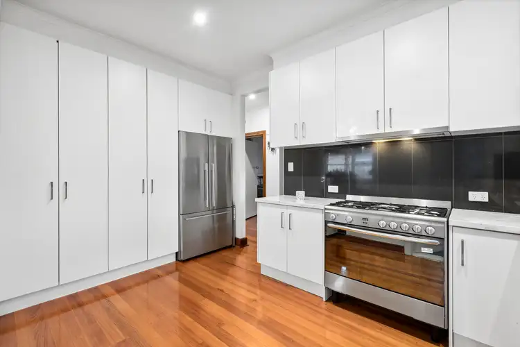 Fourth view of Homely house listing, 1/194 Haughton Road, Oakleigh South VIC 3167