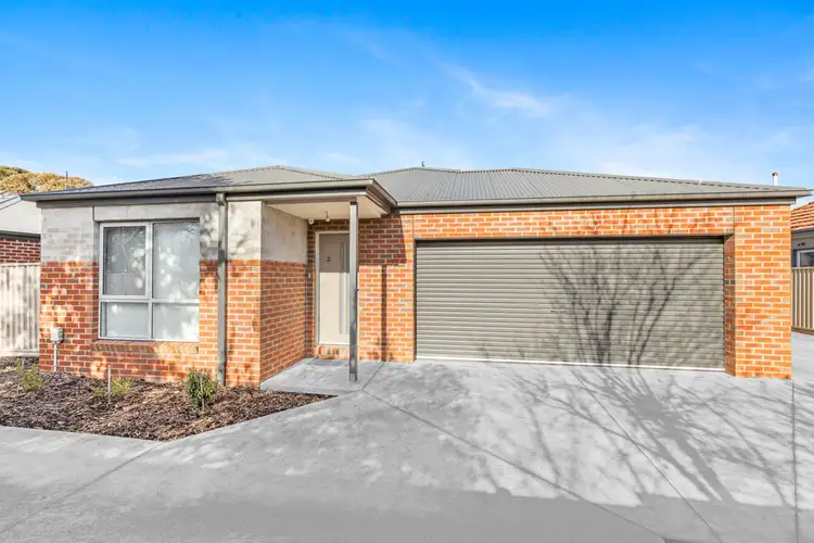 Main view of Homely unit listing, 2/105 Larter Street, Ballarat East VIC 3350