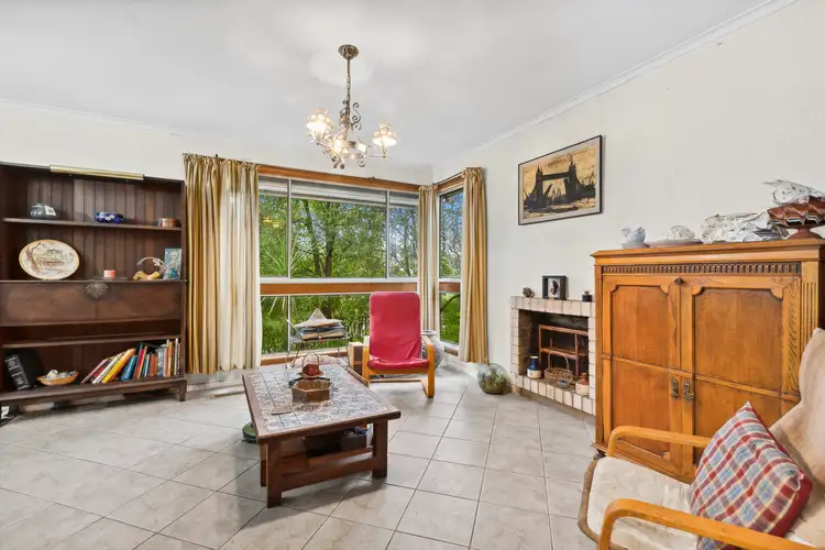 Fourth view of Homely house listing, 2 Birdie Street, Mount Waverley VIC 3149
