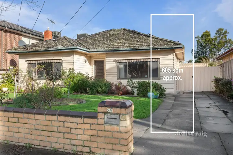 25 Hallow Street, Bentleigh East VIC 3165