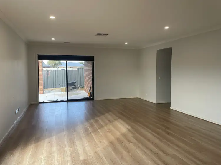 Fifth view of Homely house listing, 8 Limerick Way, Kilmore VIC 3764