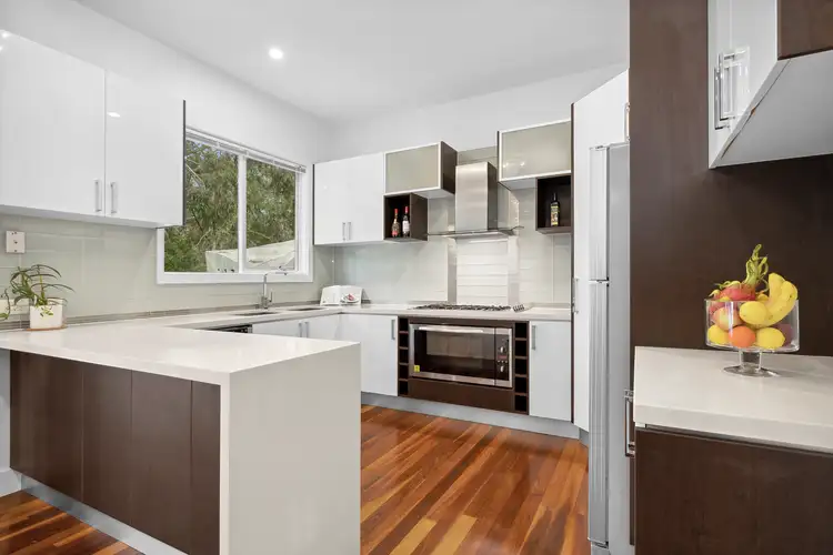 Fourth view of Homely townhouse listing, 2/15 Therese Avenue, Mount Waverley VIC 3149