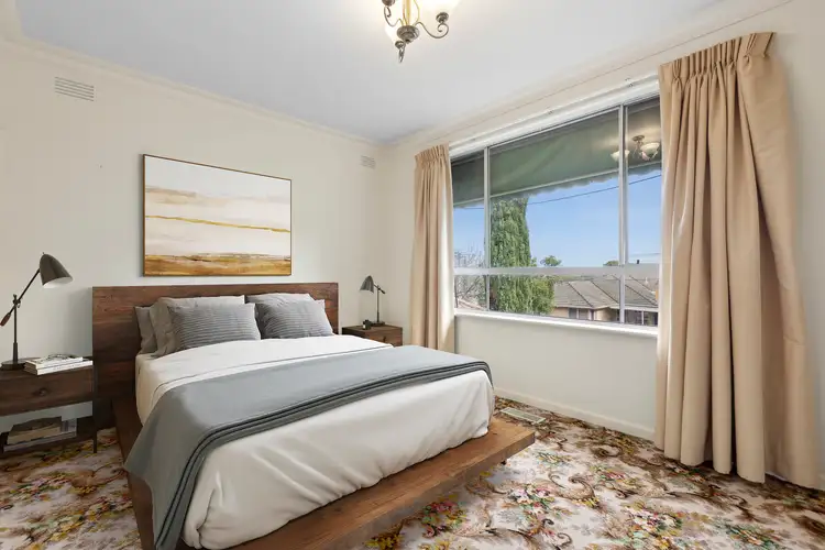 Fifth view of Homely house listing, 2 Sylvan Crescent, Ashwood VIC 3147