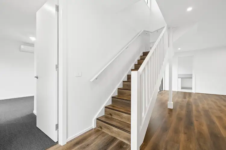 Sixth view of Homely townhouse listing, 1/170 Ferntree Gully Road, Oakleigh East VIC 3166