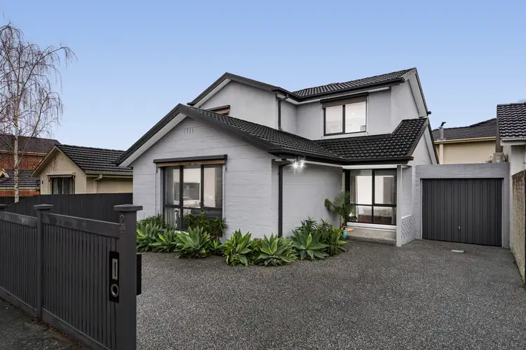 2/22 Alma Road, Camberwell VIC 3124
